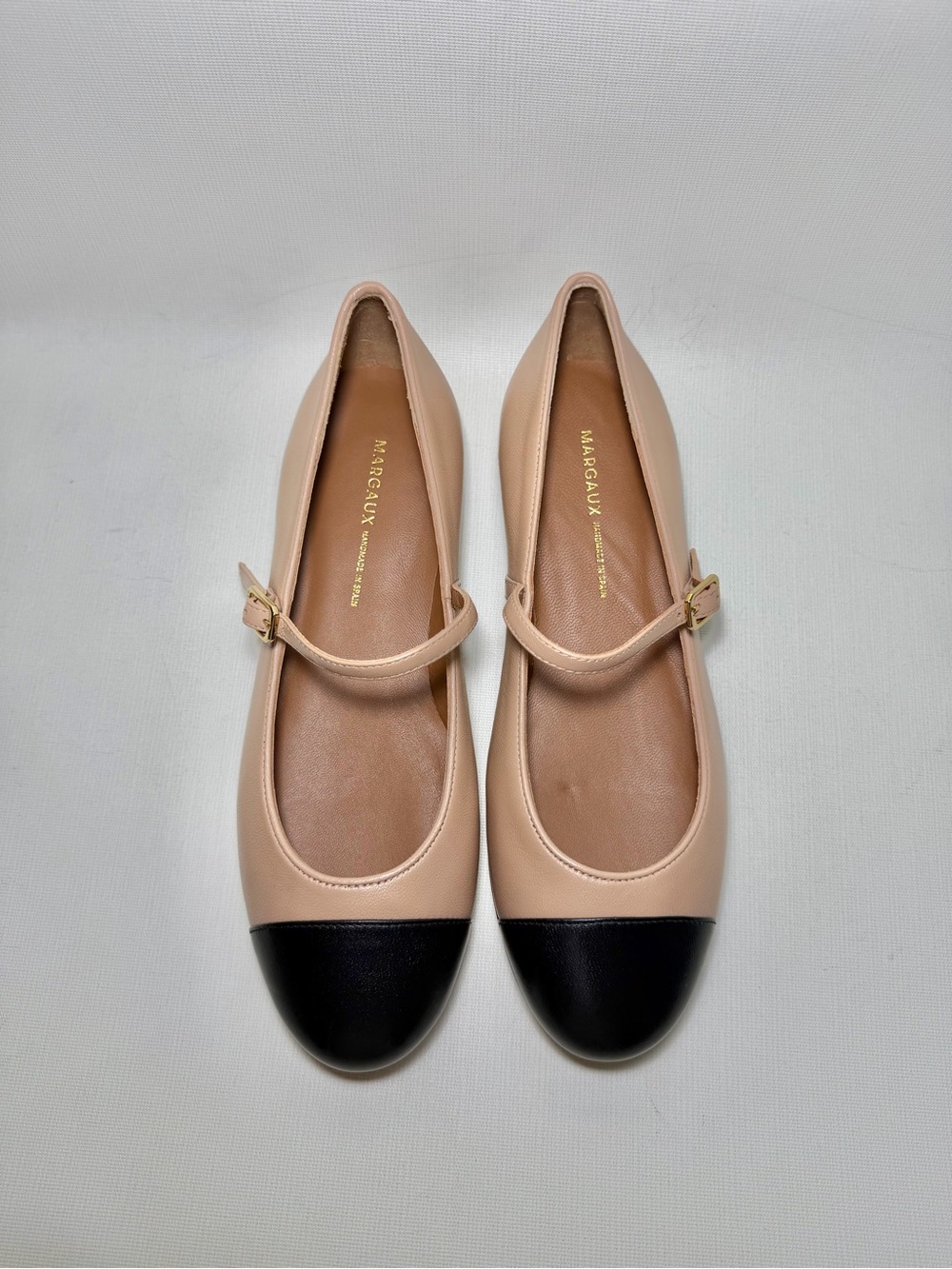 Margaux
MARGAUX LONNBERG
The Cap-Toe Demi Jane Flats